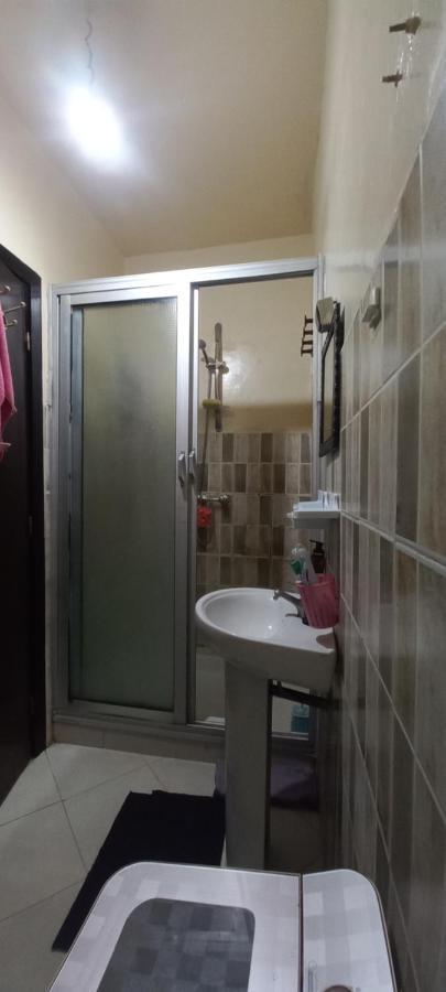 Chambre Prive Private Room Aeroport Mohamed 5 Deroua Luaran gambar